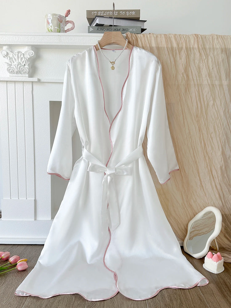 White Contrast-Trim Robe