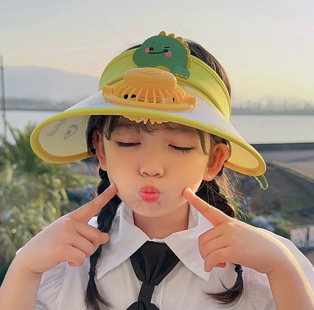 Children's Hat with Fan