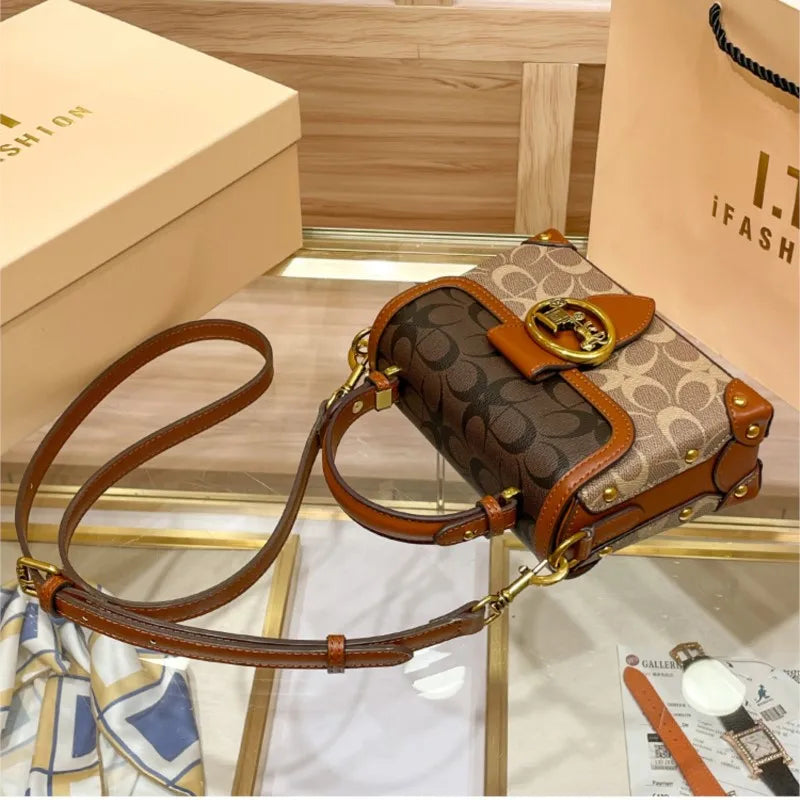 Saddle Luxury Handbag With Horse and Carriage